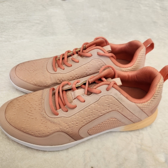 Vionic Womens Agile Jojo Peach Running Shoes‎ Size 9 - Picture 2 of 8